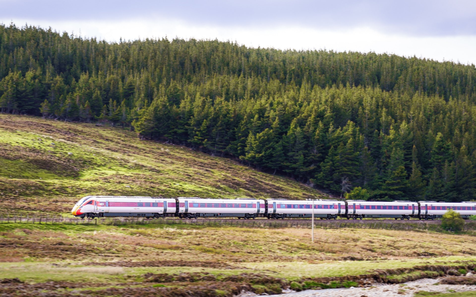 rail emissions rail decarbonisation